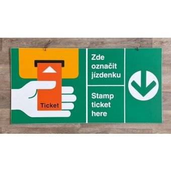 Originální orientační tabule „Zde označit jízdenku“