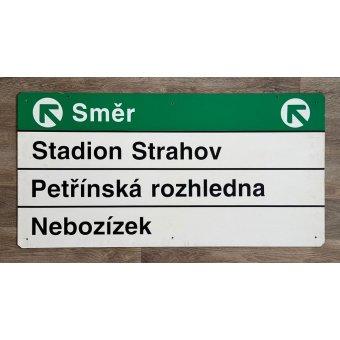 Originální orientační tabule „Stadion Strahov Petřínská rozhledna Nebozízek“
