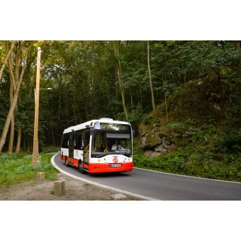 Historická jízda autobusem Ikarus E91 k výročí linek 256 a 245