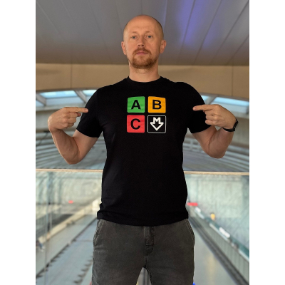                             Triko s logem metra a tras A, B, C | černé                        