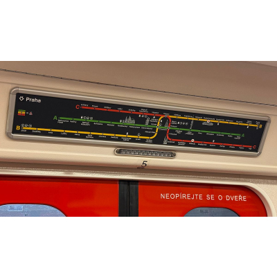                             Schéma linek metra „Jezevčík“                        