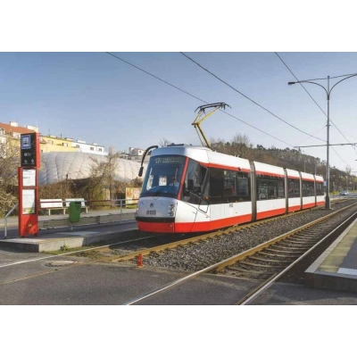                             Sada 13 pohlednic pražských tramvají                        