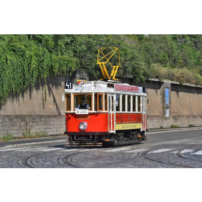 Historickou tramvají u příležitosti Pražské muzejní noci                    