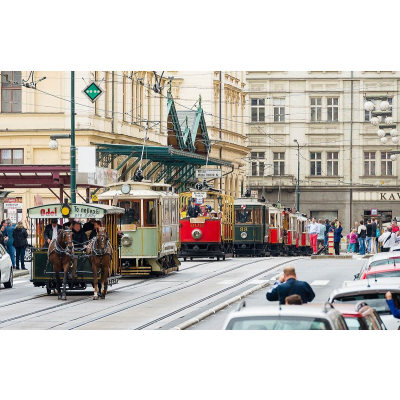 Tramvajový průvod 150 let MHD v Praze 1875–2025                    