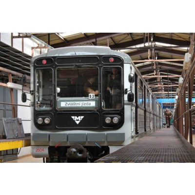 Noční zážitková turistika na trase B s 81-71                    