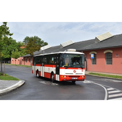 Historická jízda Karosou B 951 E k výročí 45 let od zahájení provozu autobusových linek MHD do Uhříněvsi                    
