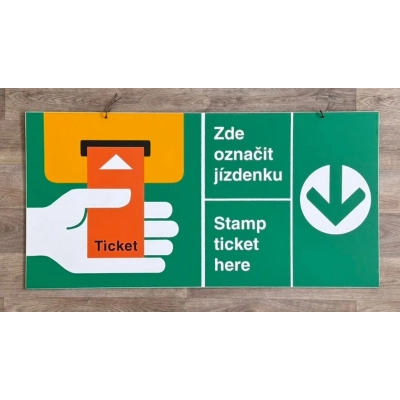 Originální orientační tabule „Zde označit jízdenku“
