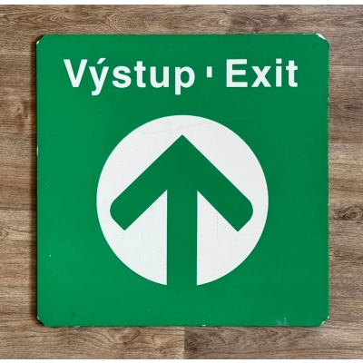 Originální orientační tabule „Výstup Exit“