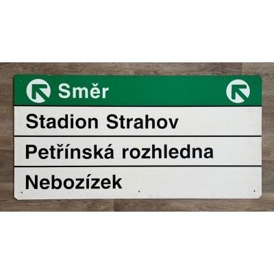 Originální orientační tabule „Stadion Strahov Petřínská rozhledna Nebozízek“