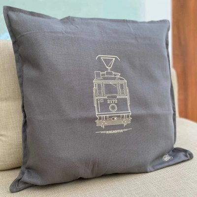 Šedý povlak na polštář tramvaj Ringhoffer                    