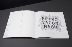 Kniha Metrovagonmash – náhled