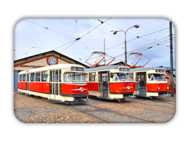Magnetka tramvaje Tatra T2