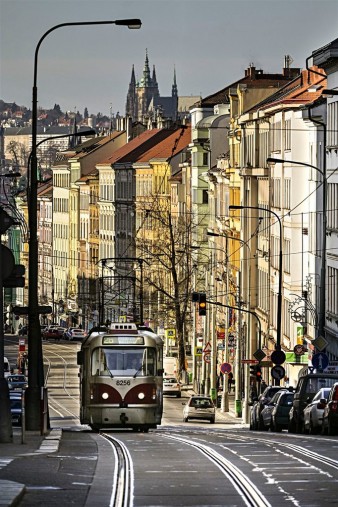 Vstupenka 21. 4. 2024 14:00: „Nové konečné pražských tramvají“ – sraz na konečné tramvají Slivenec