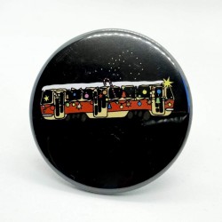 Kulatá magnetka kreslená vánoční tramvaj