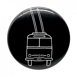 Malá kulatá magnetka kreslený trolejbus s tykadly